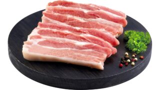 Bryst af gris i skiver, Gestus