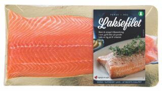 Hel fersk laksefilet