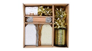 Gaveindpakningsæske i guld, Det Gamle Apotek